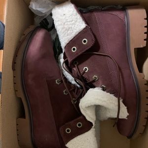 Burgundy’s Timberlands